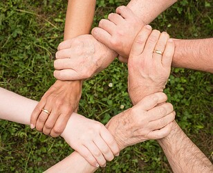 team-spirit-2447163_1280